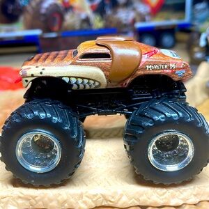 Monster Mutt 2010 Champ